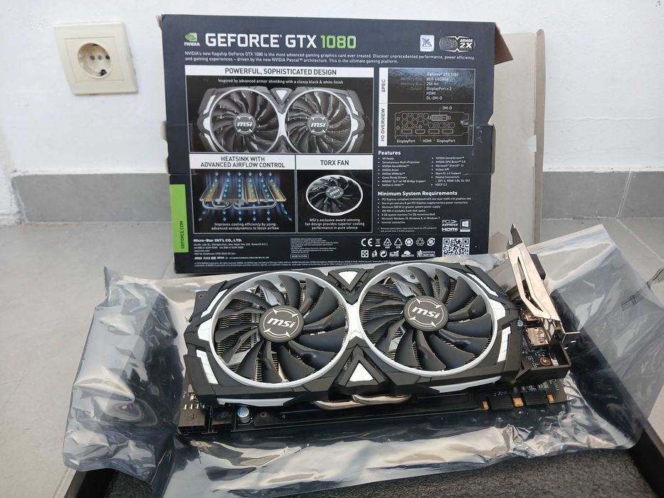 Placa Gráfica GTX GeForce Armor 1080, 8GB, & Fonte de Alimentação Cooler Master modular 80 Plus, 650 watts.