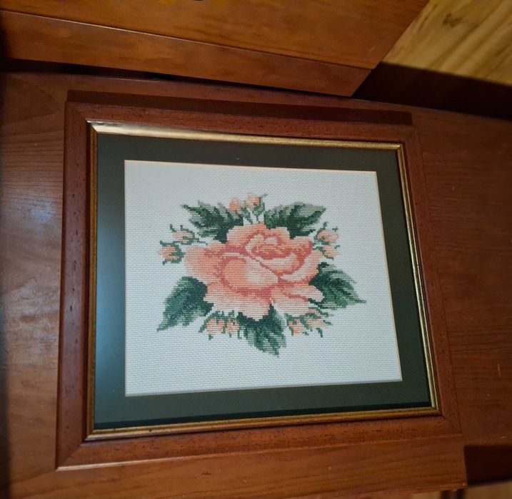 Vendo quadros em ponto cruz