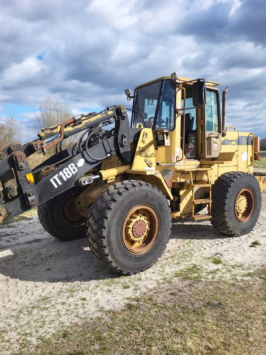 Ładowarka CATERPILLAR IT18B rok 1996
