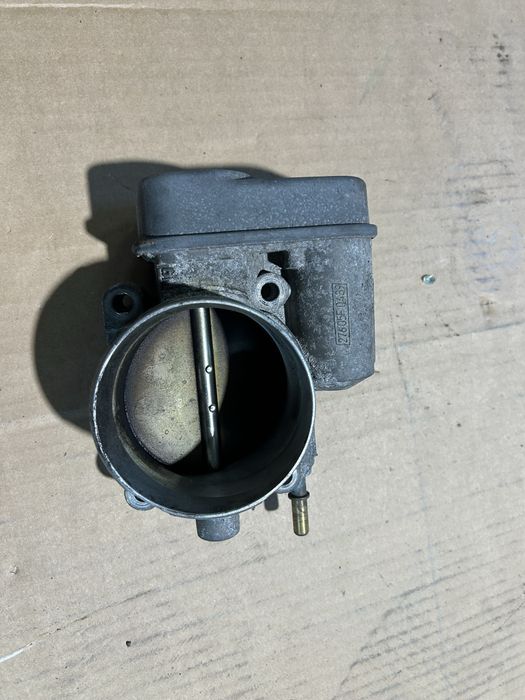 Hummer h3 przepustnica 3.5 benzyna