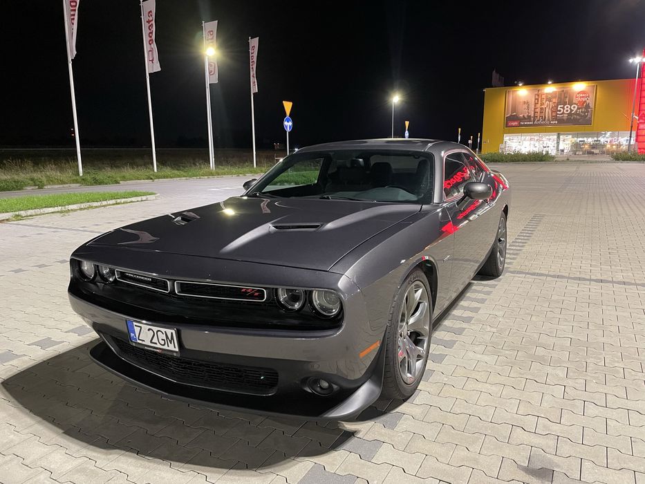 Dodge Challenger