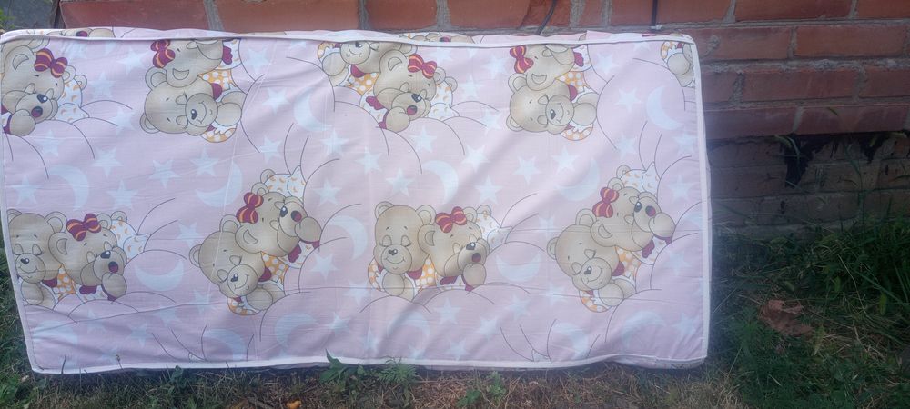 Матрацик дитяче ліжко