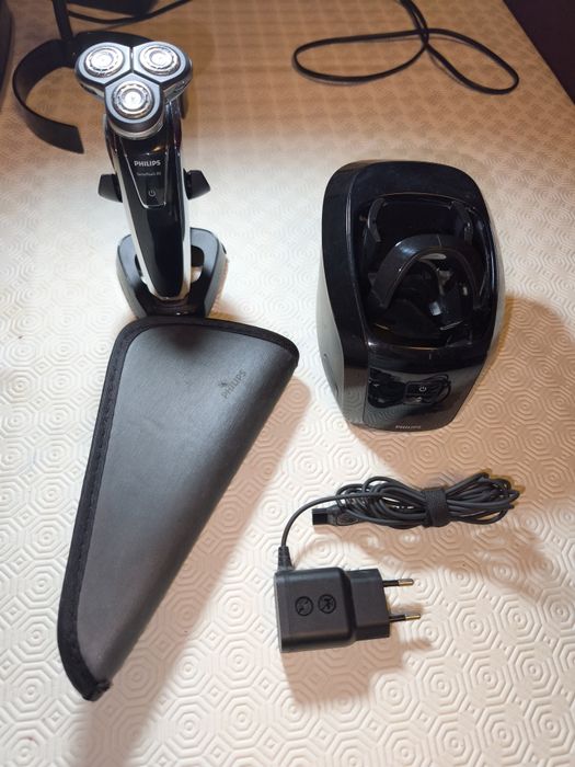Máquina de barbear Philips