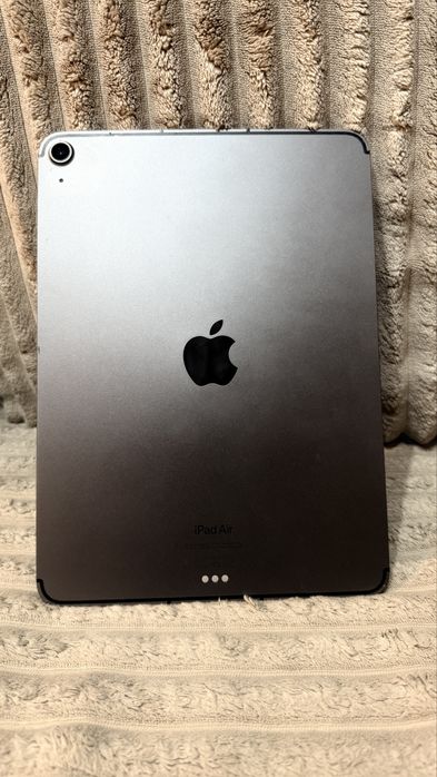 Apple ipad Air 5gen 64gb