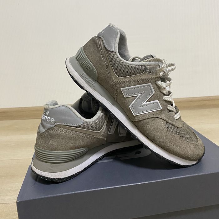 New Balance 574 чоловічі розмір 41.5-42 оригінал+ коробка