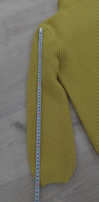 Gruby, ciepły sweter S musztardowy żółty