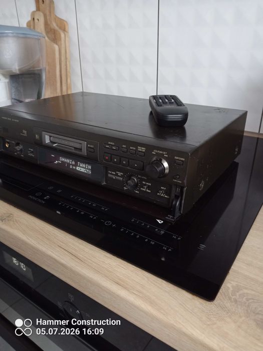 Sprzedam Super Technics SJ-MD 100 z Pilotem