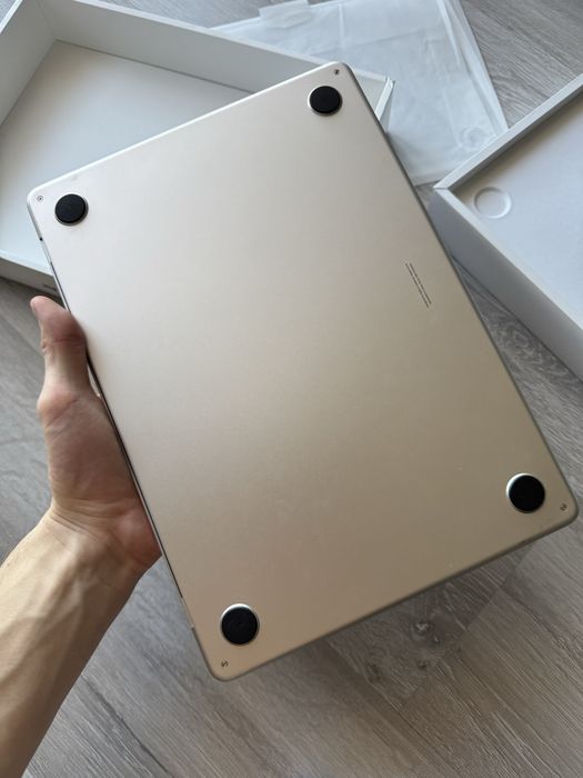 macbook air 13 m3 (2024) 8/256 офіційний 92% акумулятор