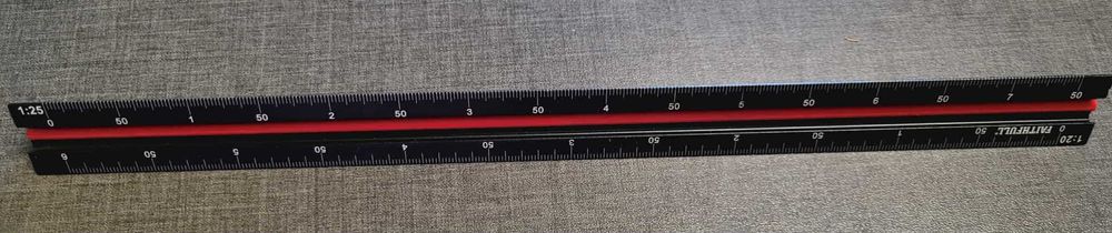 Aluminiowa miarka trójkątna 300 mm