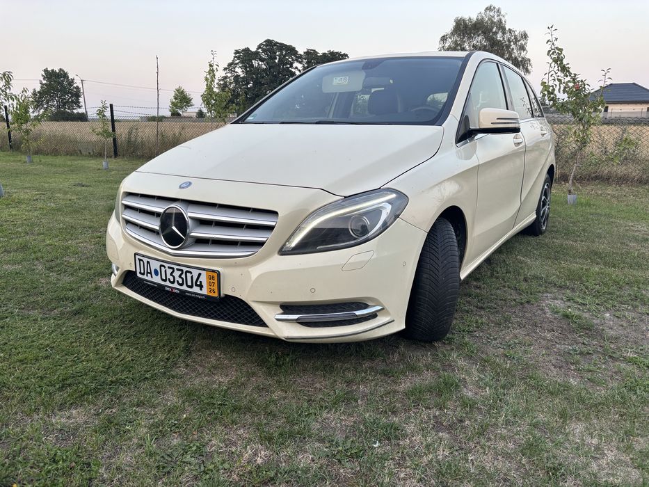 Mercedes B180CDi/2013/109KM/Automat/Skóra /Ksenon