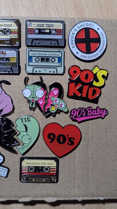 Значки, піни, pin, значок з героями, бавовна, касета, 90ті