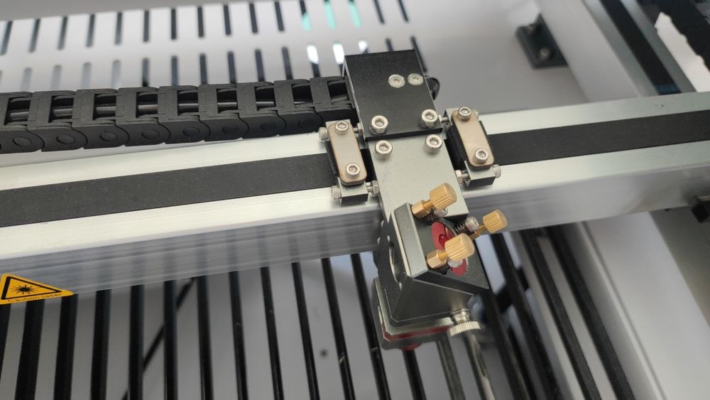 Máquina Laser CO2 80w 600 x 400mm com Chiller