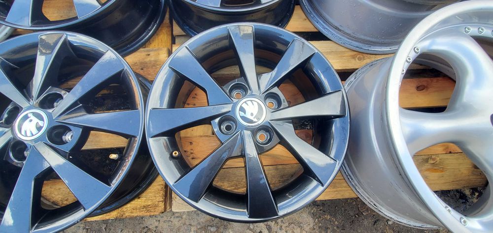 Диски 4 100 R14 Skoda Citigo, Seat Mii, Volkswagen UP, 5J ET35, ЦО57.1