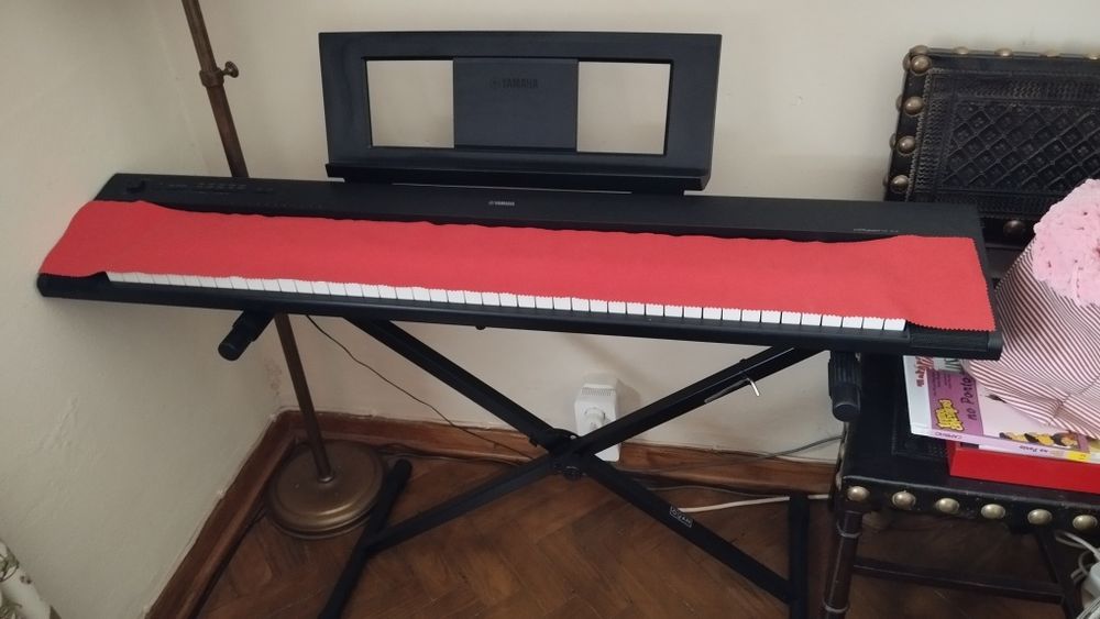 Piano Yamaha - Piaggero Np-32 Novo