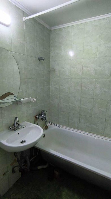 Продаж квартири на Харківській