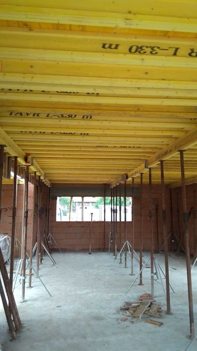 Wynajem wypożyczalnia szalunków stropowych, szalunki stropowe, stemple