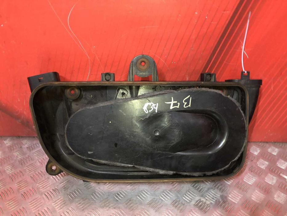 Корпус повітряного фільтра BMW 7 F01 дизель 3,0 бмв 7 ф01