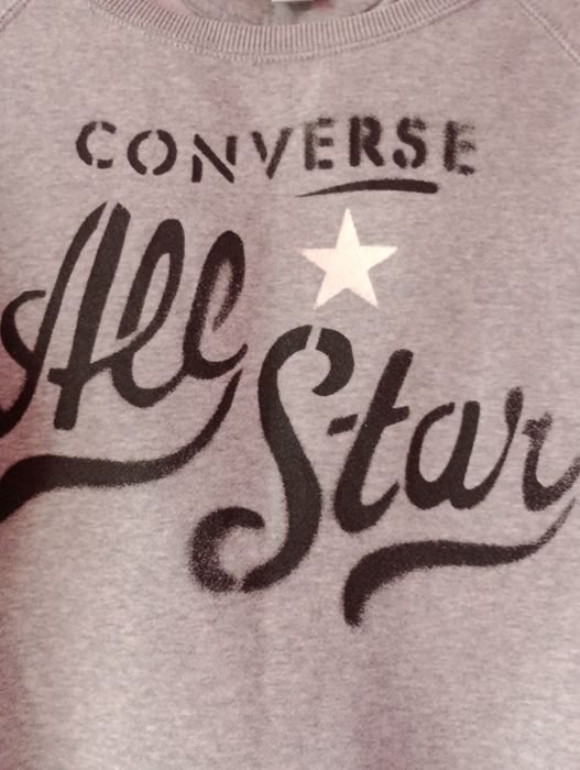 Firmowa bluza z  aplikacją