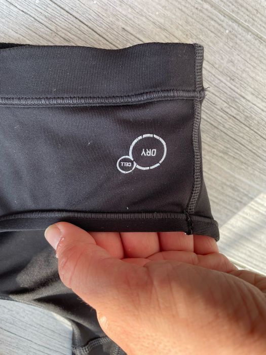 Спортивний топ Puma