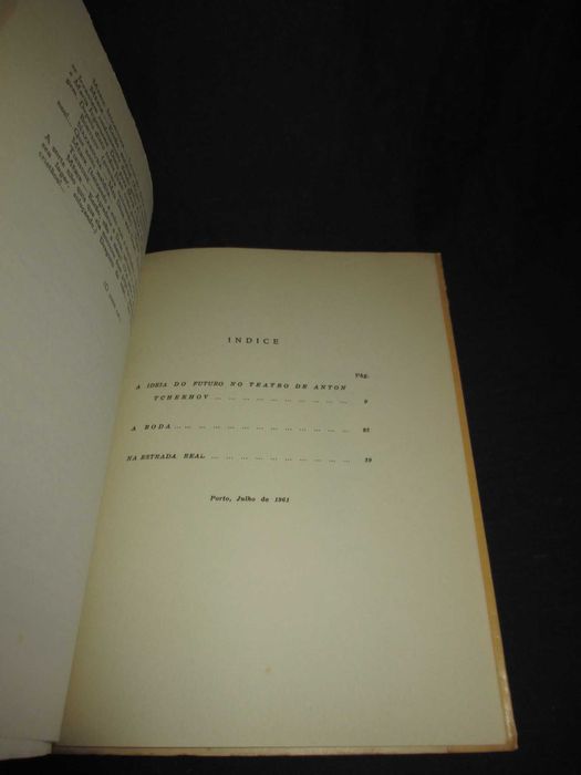 Livro Anton Tchekhov 2 peças em 1 acto Divulgação