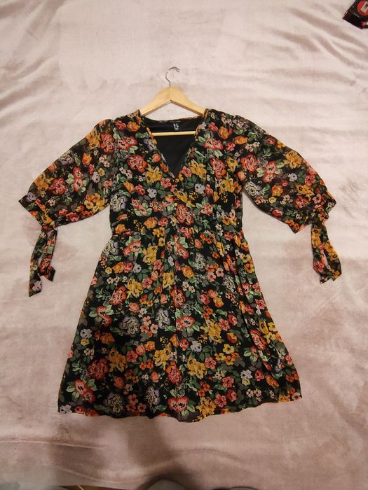 Sukienka rozmiar L