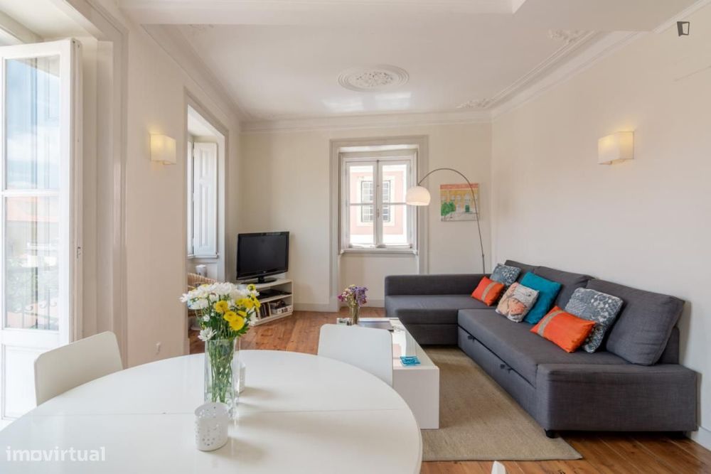 Apartamento com 2 quartos - localizado em Lapa Lisbon