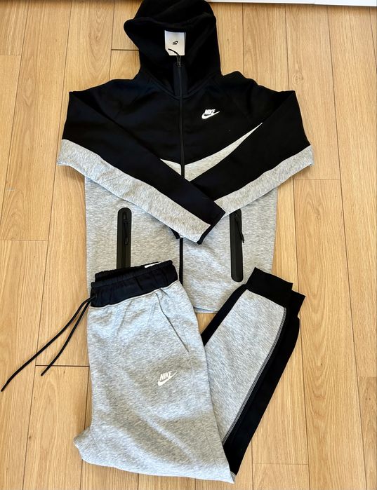 Fato de treino Nike Tech