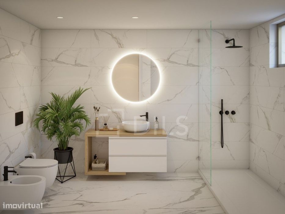 Apartamento T1 com varanda, na Praia da Rocha