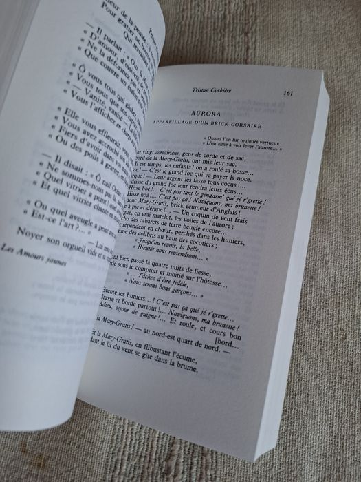 Duas antologias de poesia francesa