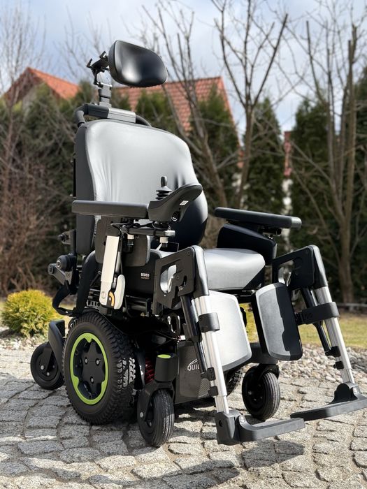 Nowy wózek inwalidzki elektryczny Quickie Q300M Mini pełna elektryka
