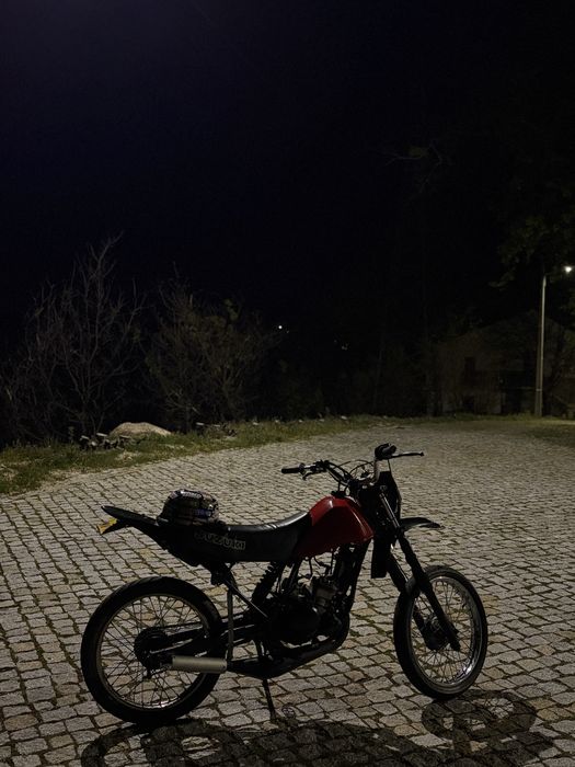 Suzuki Ts.