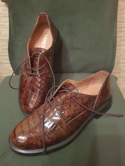 Женские кожаные туфли . Осень - весна.