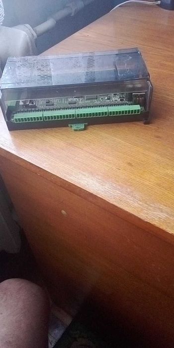 Продам контроллер ПЛК FX-56MR