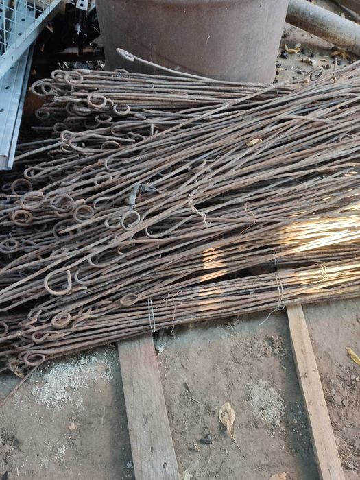 тички помидорни для города