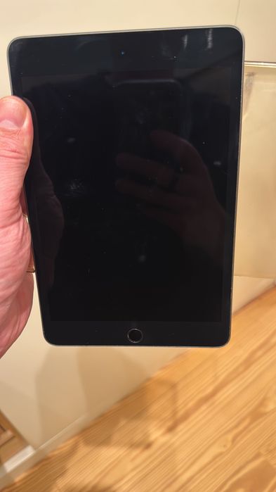 iPad mini 5 - 64GB - Perfect condition