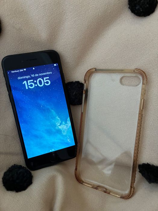 Vendo iPhone SE (2020 64 GB preto MHGP3QyL/A