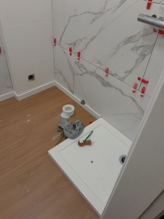 Remodelação/Manutenção/Pinturas/ Casa de banho/Pavimento Flutuante