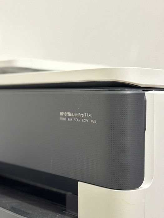 Impressora multifunções HP OfficeJet Pro 7720 para grandes formatos