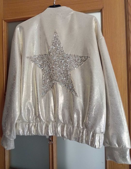 Bomber Lurex champanhe 58 cava com aplicação de estrela nas costas