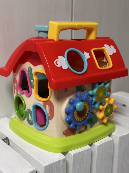 Будиночок-сортер «Baby Team»