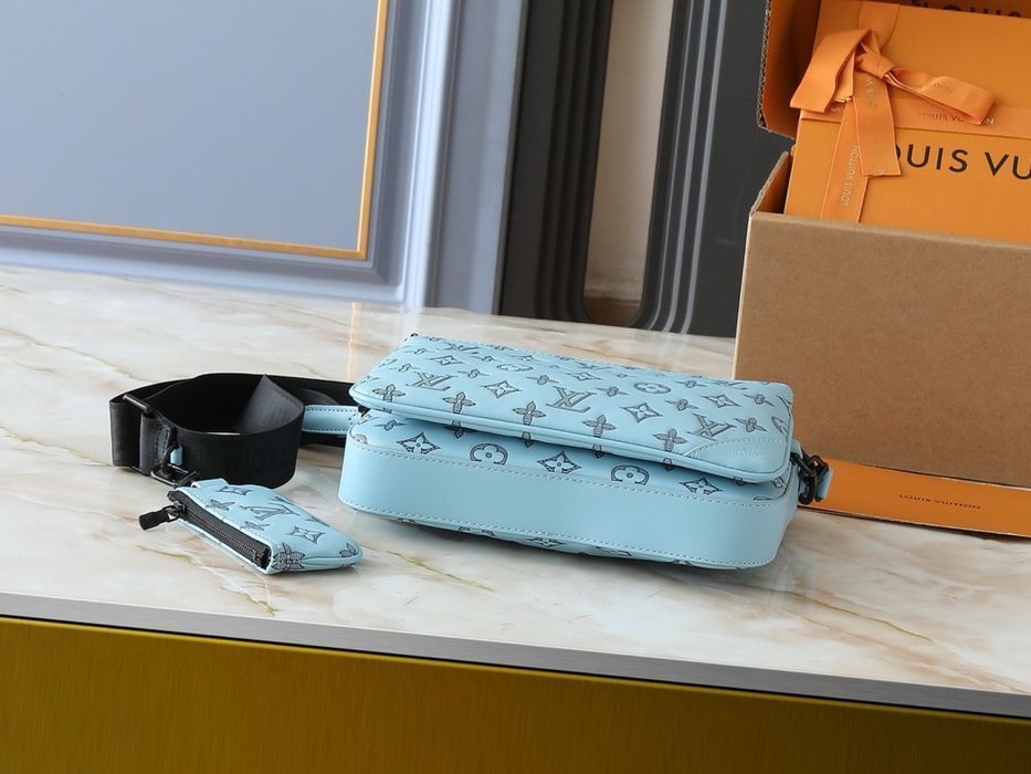 Louis Vuitton trio messenger 3v1 сумка голубая мужская кожаная