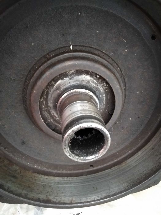 Тормозные барабаны задние на З А З - 968 м