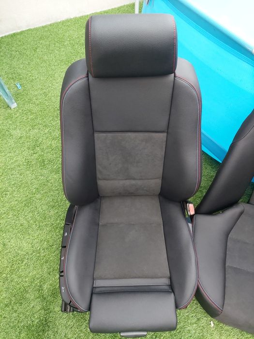 Bancos Bmw E39 Pack M Personalizados Alcântara e Pele Preta Novos