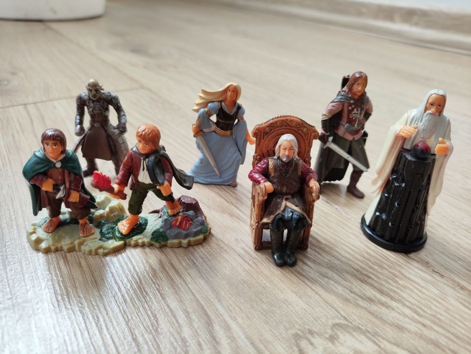 Kinder niespodzianka Władca pierścieni 3 części