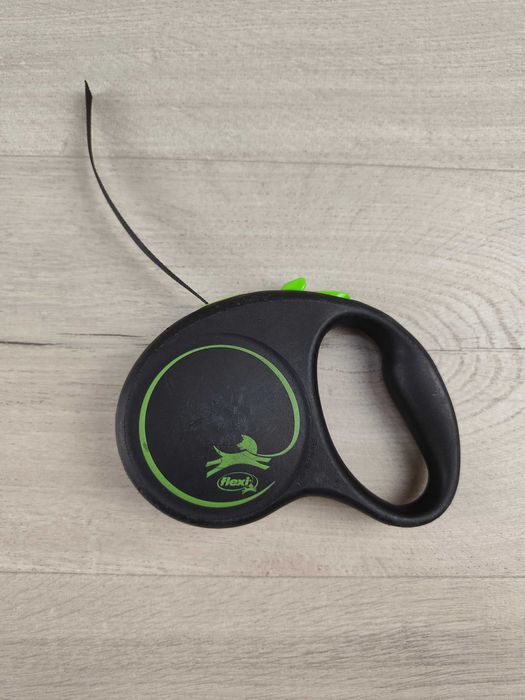 Flexi Black Design Smycz automatyczna S 5m