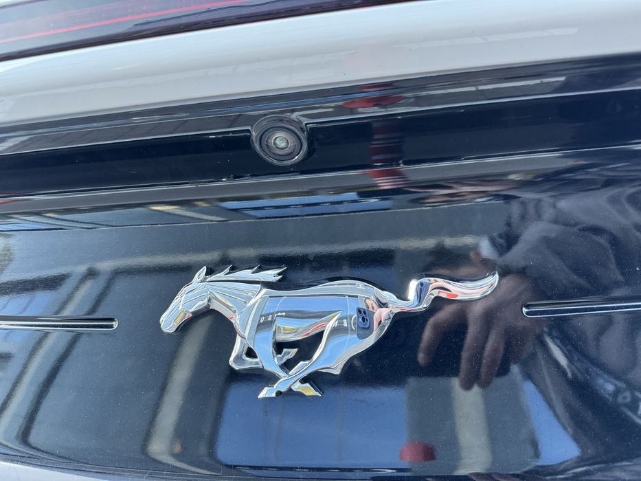 Ford Mustang 2020 VIN 1FATP8UH5L5136581 фото оголошення 8 з 17