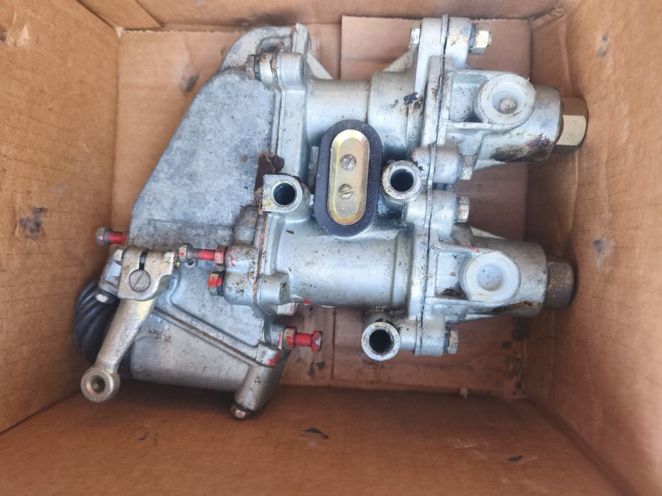 Головний гальмівний Зил