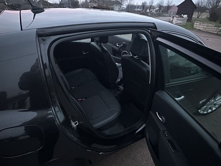 Renault Clio 2010 в дуже гарному стані