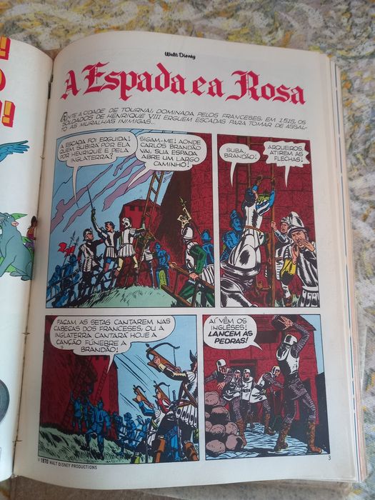 Banda desenhada antiga encadernada