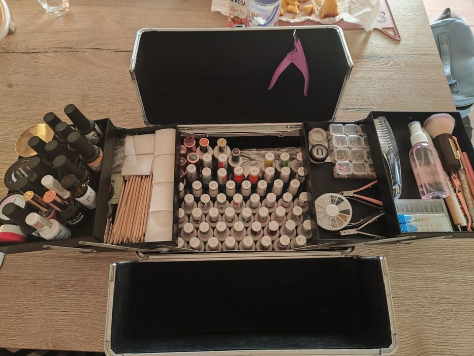 Mala de manicure ou maquilhagem